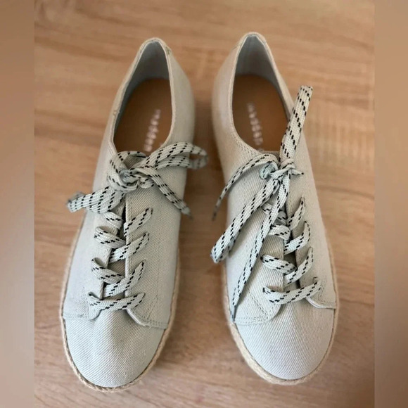 MADDEN GIRL Cannes Flatform Lace-Up Espadrille Sneakers Size 8 - Picture 2 of 8